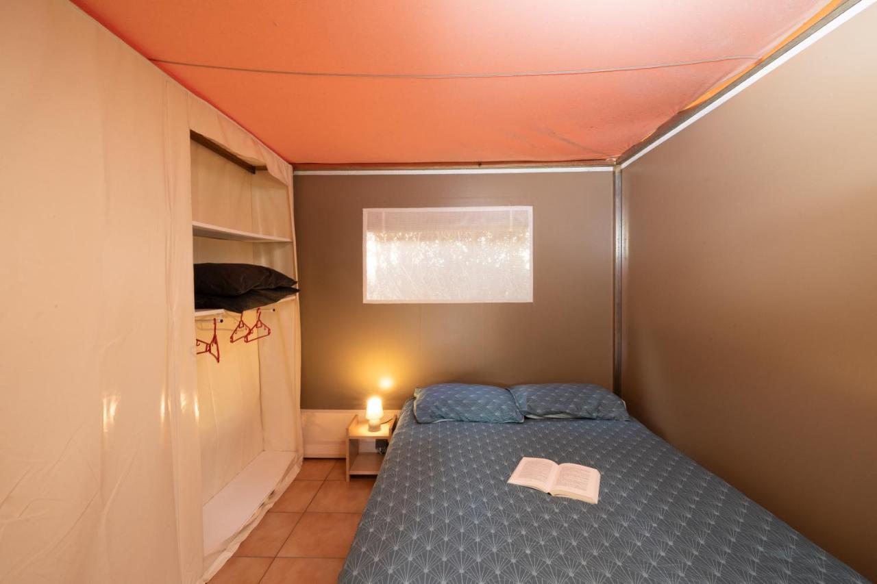 Camping Le Lac Des Sapins Cublize エクステリア 写真