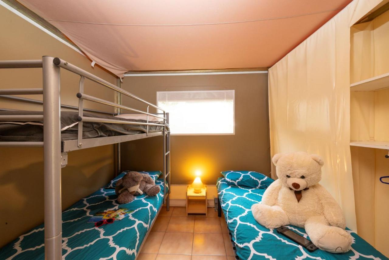 Camping Le Lac Des Sapins Cublize エクステリア 写真